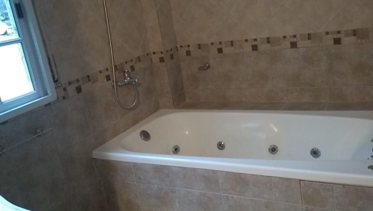 thumbnail_177d342e-0345-4ef2-91d4-c6b93fbb22af